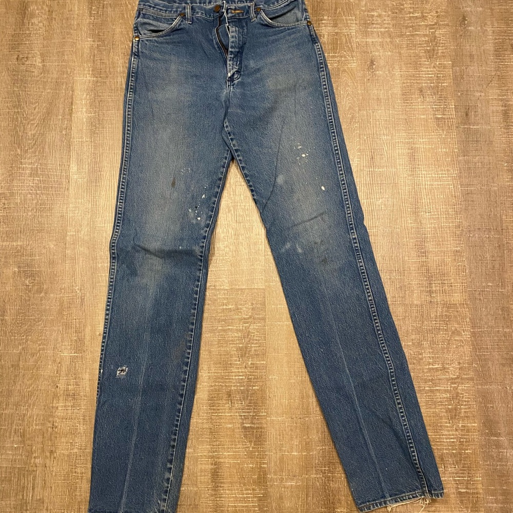 Wrangler Blue Straight Jeans with Distressing and Contrast Stitching